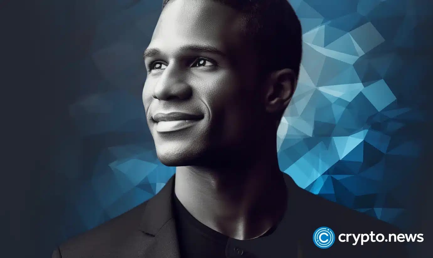 Arthur Hayes under fire for exiting Worldcoin position